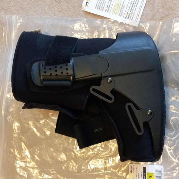 Short Fracture Boot - Picture 11 of 12